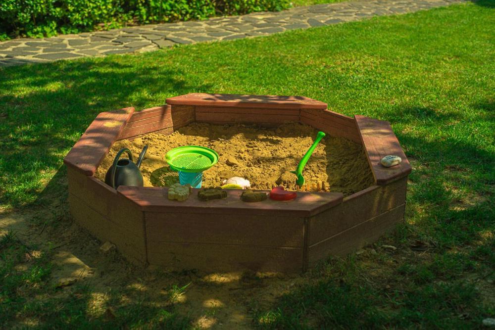 Bungalovy Natura Trávnica エクステリア 写真
